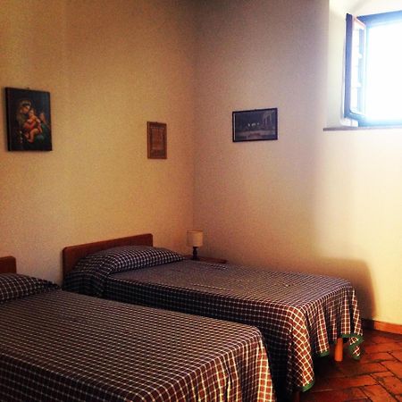 Santa Maria Della Pace Bed and Breakfast Montespertoli Buitenkant foto