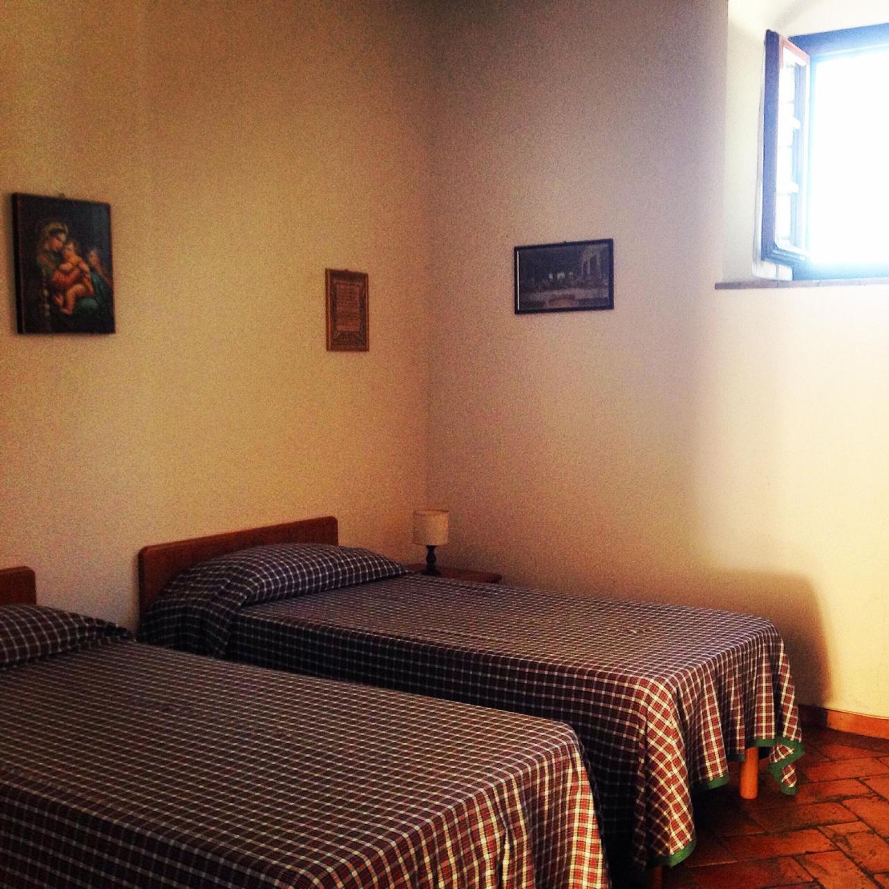 Santa Maria Della Pace Bed and Breakfast Montespertoli Buitenkant foto