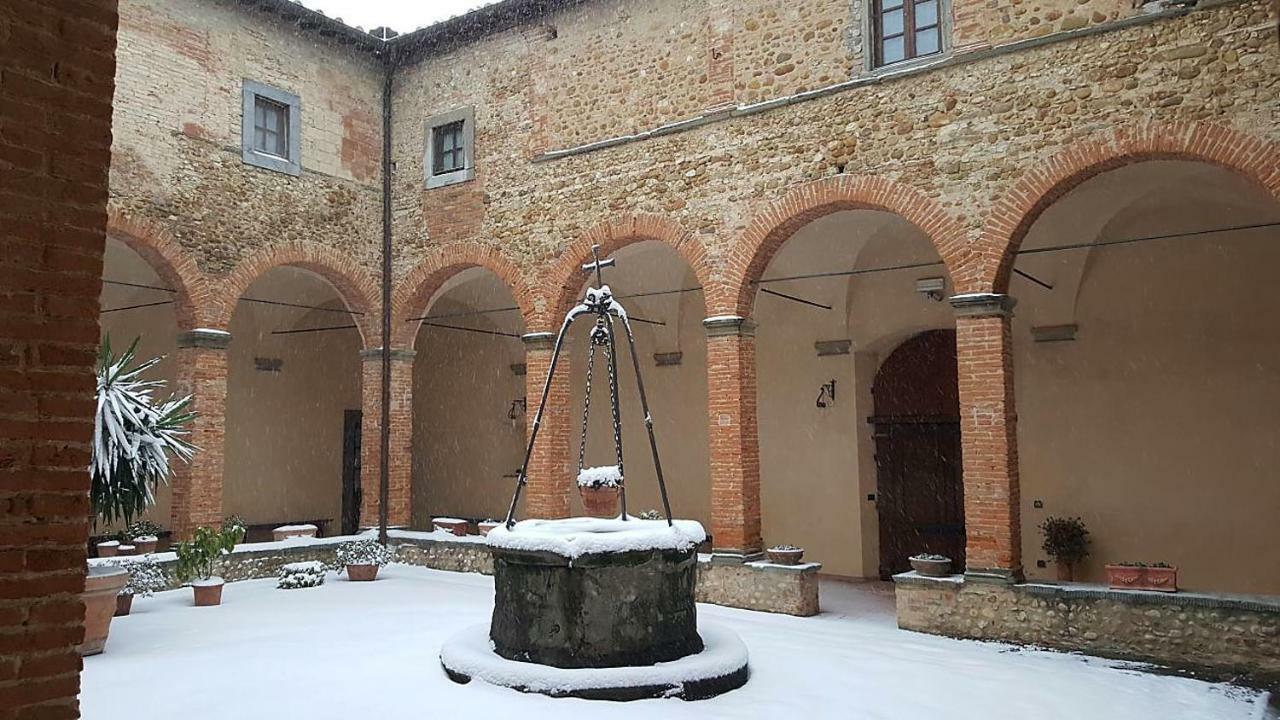 Santa Maria Della Pace Bed and Breakfast Montespertoli Buitenkant foto